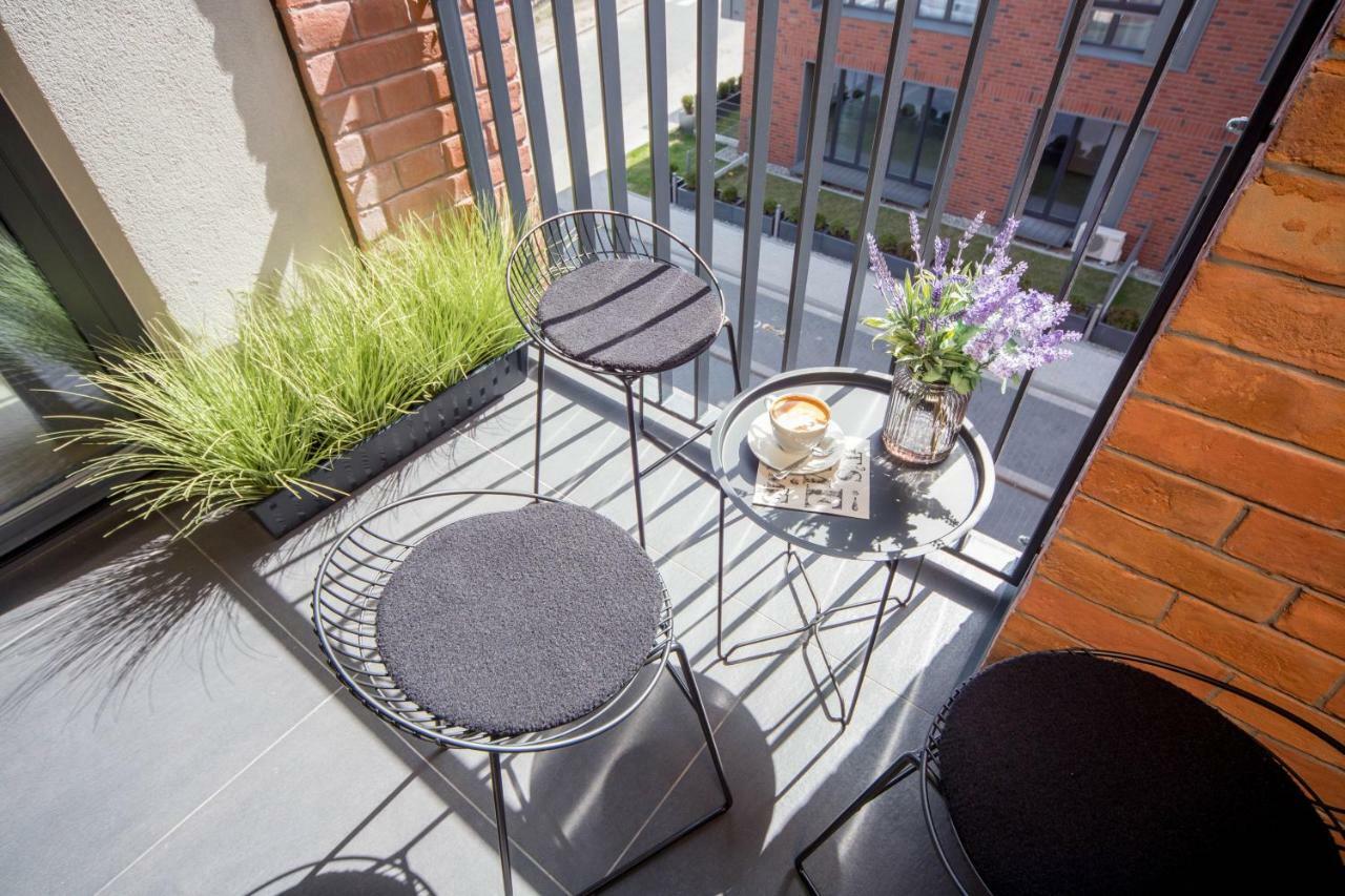 Jacuzzi Apartments Краків Екстер'єр фото
