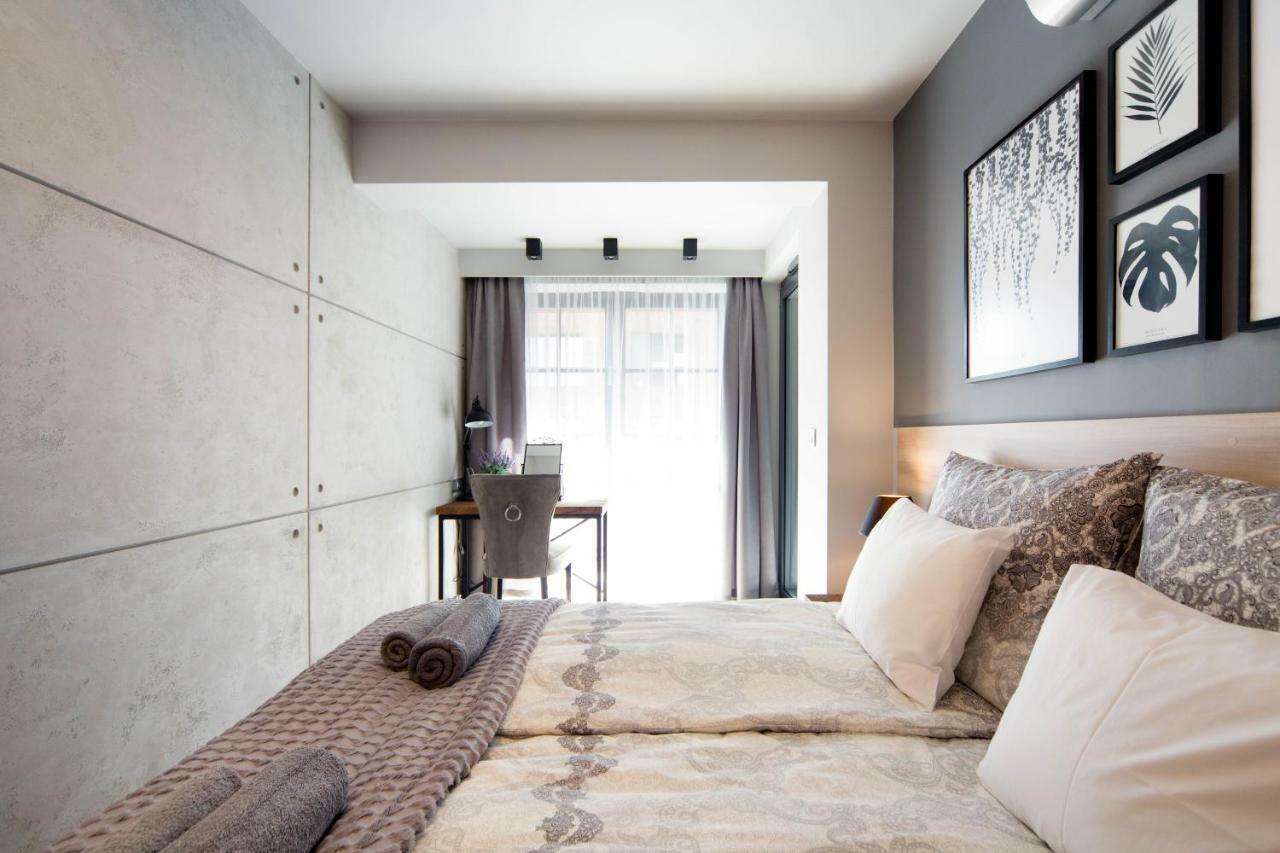 Jacuzzi Apartments Краків Екстер'єр фото